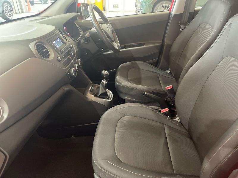 Used Hyundai i10 2019 for sale - 76616335: Photo 11