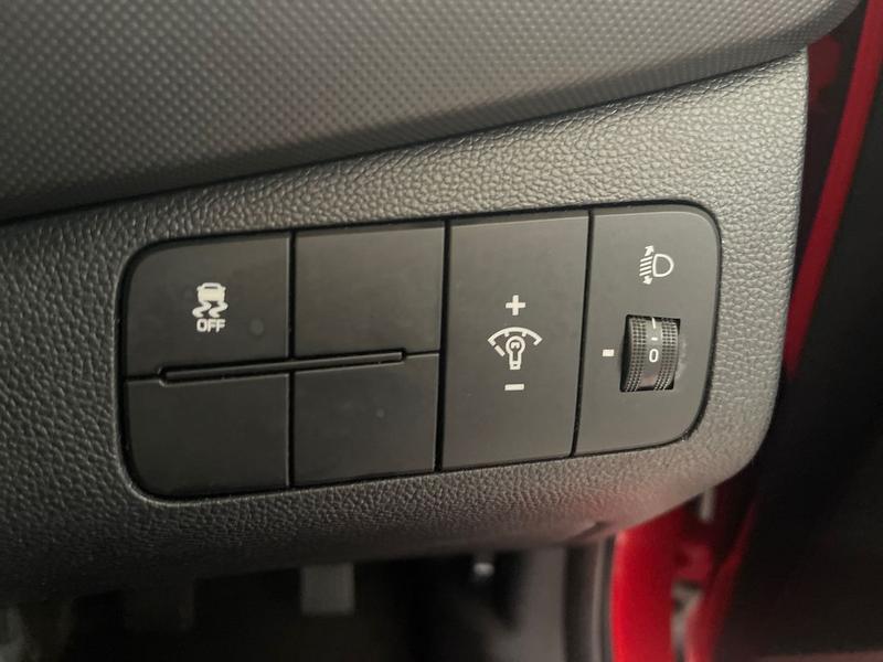 Used Hyundai i10 2019 for sale - 76616335: Photo 27