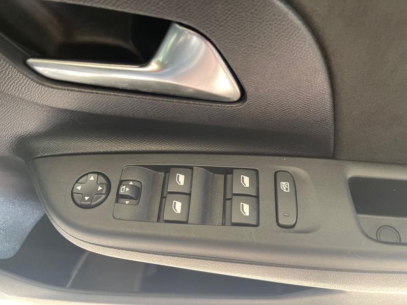 Used Vauxhall Corsa 2022 for sale - 77286321: Photo 14