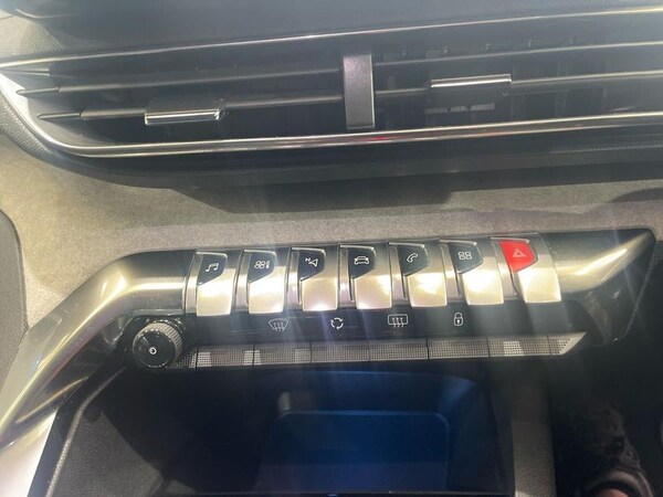 Used Peugeot 3008 2021 for sale - 76046587: Photo 18