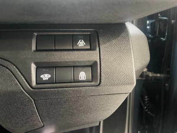 Used Peugeot 3008 2021 for sale - 76046587: Photo 32