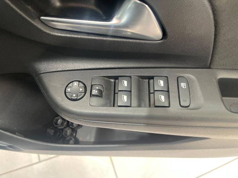 Used Vauxhall Corsa 2022 for sale - 77326851: Photo 14