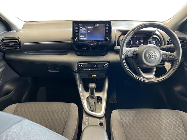 Used Toyota Yaris 2023 for sale - 74742848: Photo 12