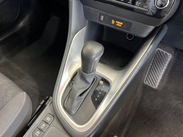 Used Toyota Yaris 2023 for sale - 74742848: Photo 22
