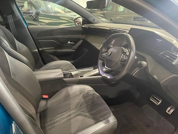 Used Peugeot 408 2023 for sale - 77474759: Photo