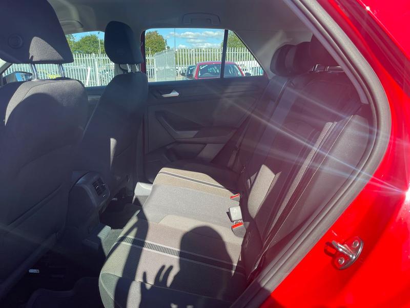 Used Volkswagen T-Roc 2018 for sale - 76046493: Photo 13
