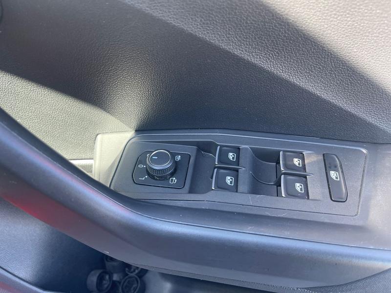 Used Volkswagen T-Roc 2018 for sale - 76046493: Photo 17