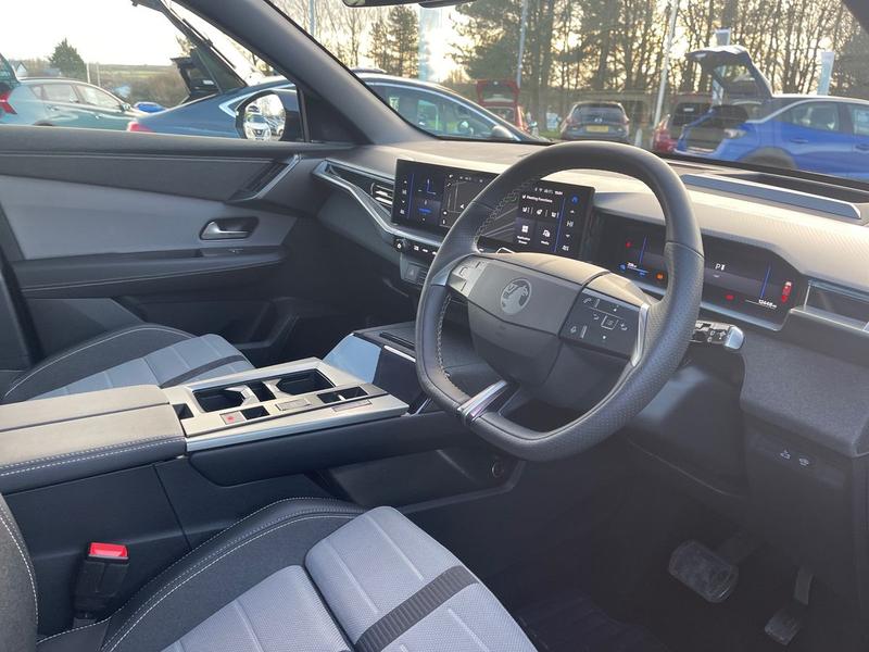 Used Vauxhall Grandland 2024 for sale - 76940059: Photo 3