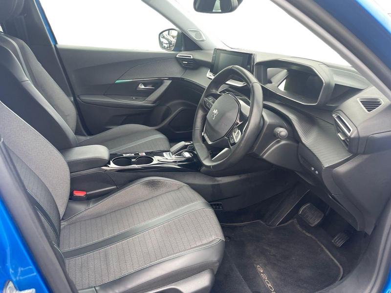 Used Peugeot 2008 2022 for sale - 76519686: Photo 3