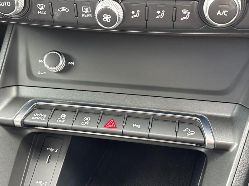 Used Audi Q3 2021 for sale - 76262906: Photo 24