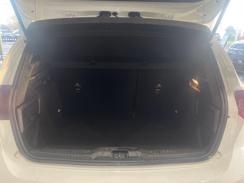 Used Ford Focus 2023 for sale - 76394136: Photo 9