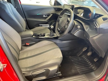 Used Peugeot 2008 2021 for sale - 78767934: Photo