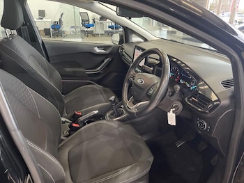 Used Ford Fiesta 2019 for sale - 76553878: Photo