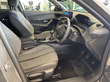 Used Peugeot 2008 2024 for sale - 78463033: Photo