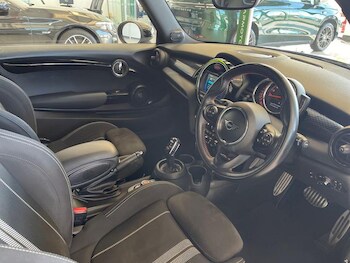 Used MINI Hatch 2020 for sale - 78350614: Photo