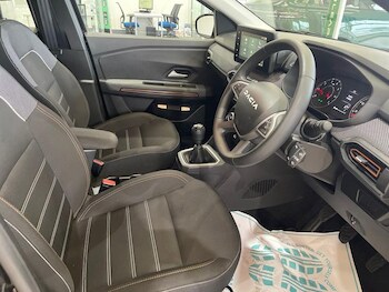 Used Dacia Sandero Stepway 2023 for sale - 78255452: Photo