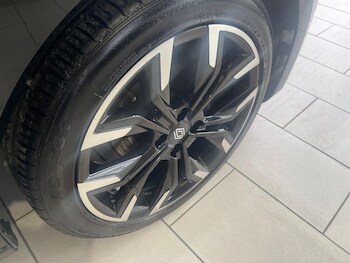 Used Renault Clio 2024 for sale - 76744322: Photo