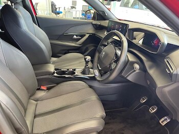 Used Peugeot 2008 2023 for sale - 78562963: Photo