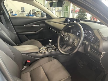 Used Mazda CX-30 2023 for sale - 76744315: Photo