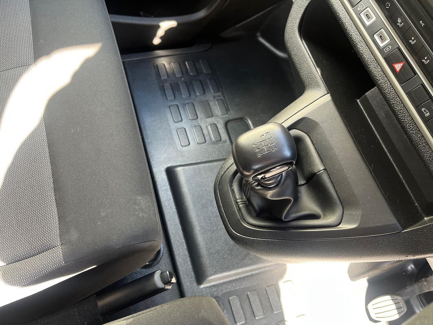 Used Vauxhall Vivaro 2024 for sale - 76182471: Photo 13