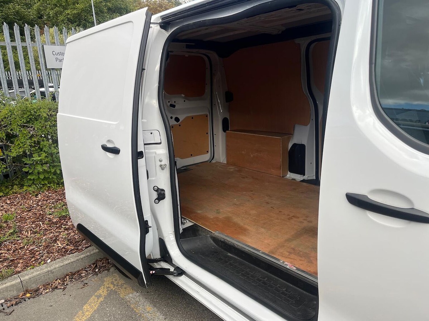 Used Vauxhall Vivaro 2024 for sale - 76182471: Photo 17