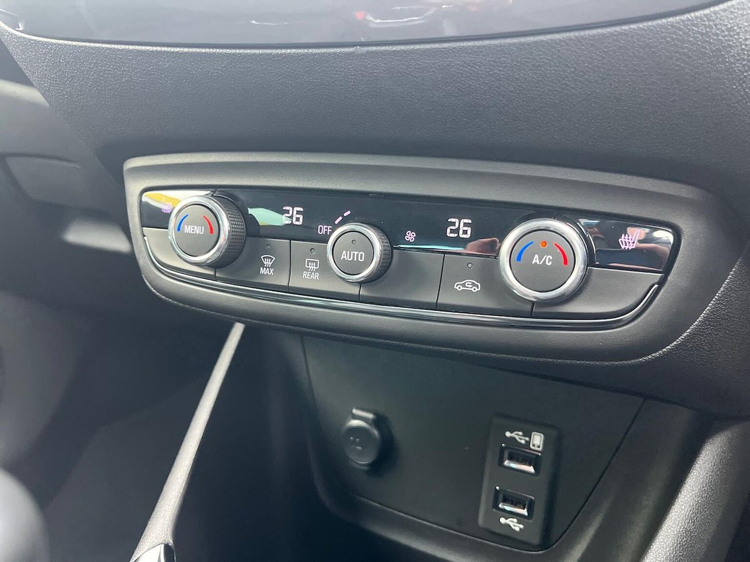 Used Vauxhall Crossland 2022 for sale - 76638883: Photo 12