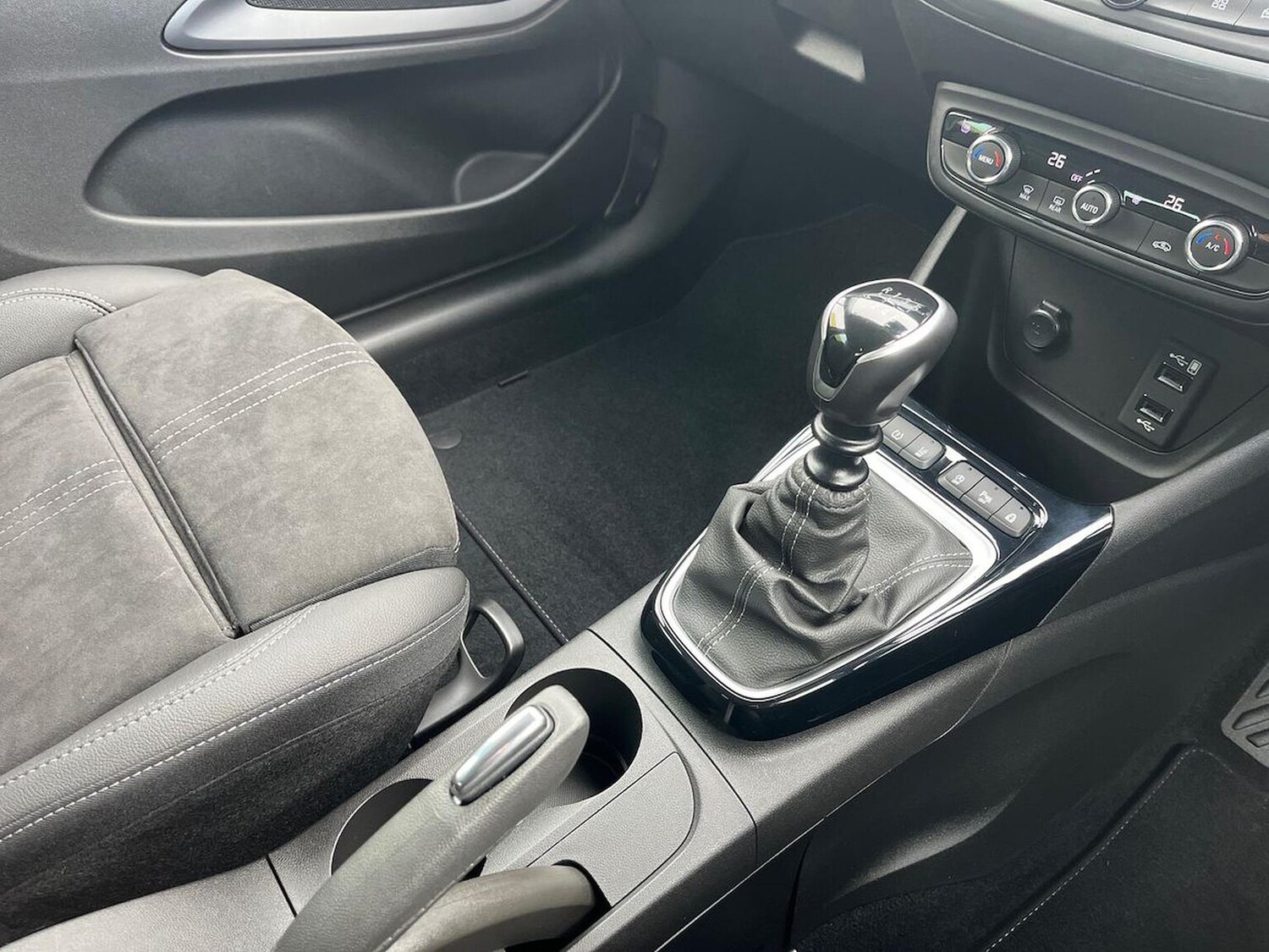 Used Vauxhall Crossland 2022 for sale - 76638883: Photo 13