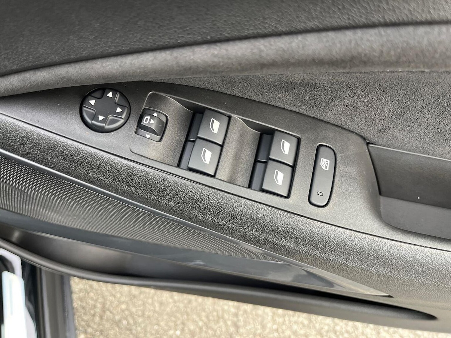 Used Vauxhall Crossland 2022 for sale - 76638883: Photo 21