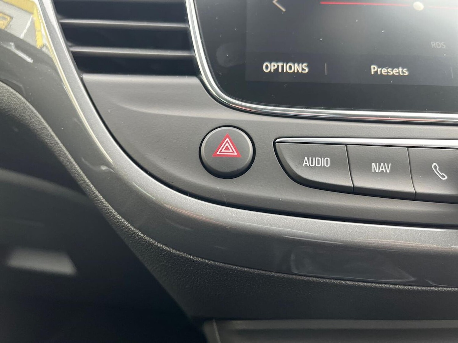 Used Vauxhall Crossland 2022 for sale - 76638883: Photo 22