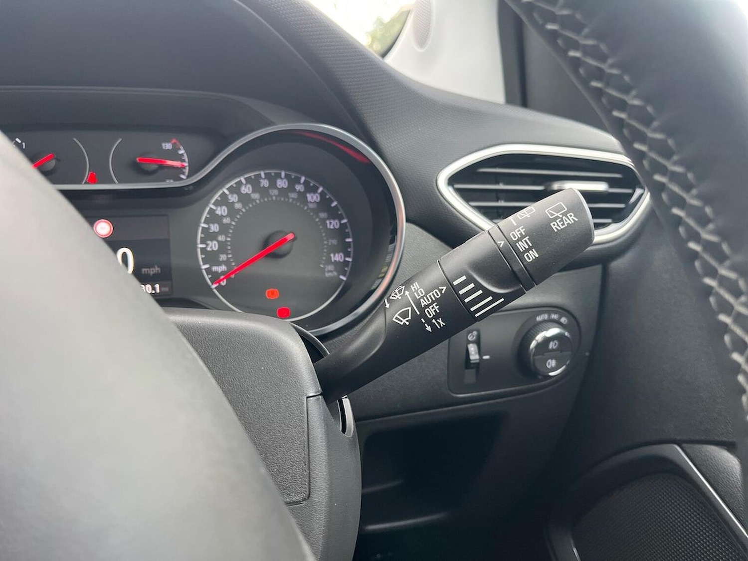 Used Vauxhall Crossland 2022 for sale - 76638883: Photo 27