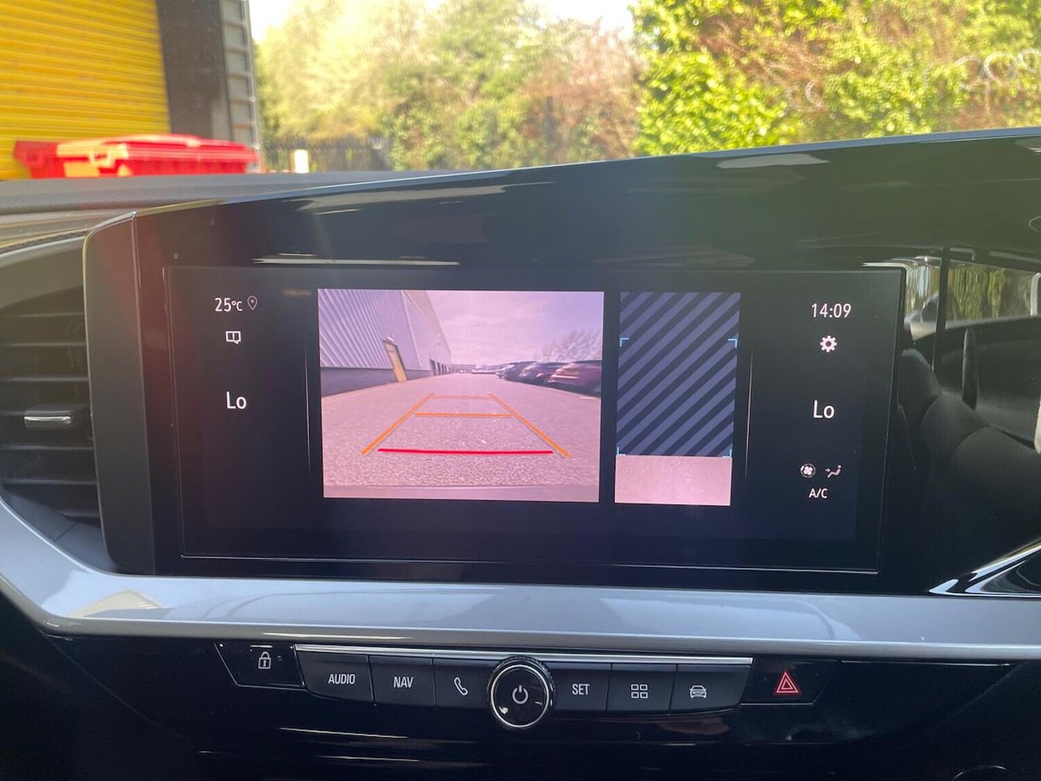 Used Vauxhall Mokka 2023 for sale - 78196350: Photo 25