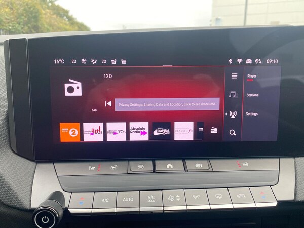 Used Vauxhall Astra 2023 for sale - 76157220: Photo 11