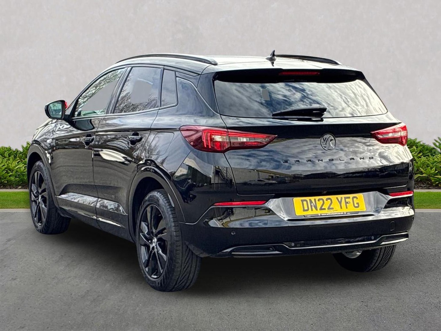 Used Vauxhall Grandland 2022 for sale - 78196359: Photo 2