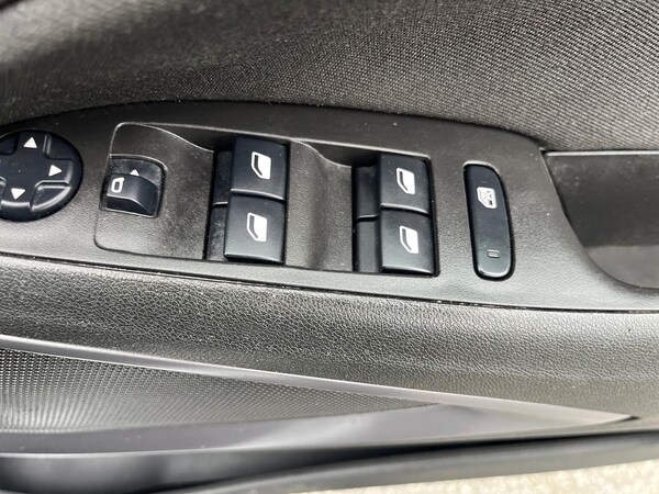 Used Vauxhall Crossland 2021 for sale - 76225064: Photo 21