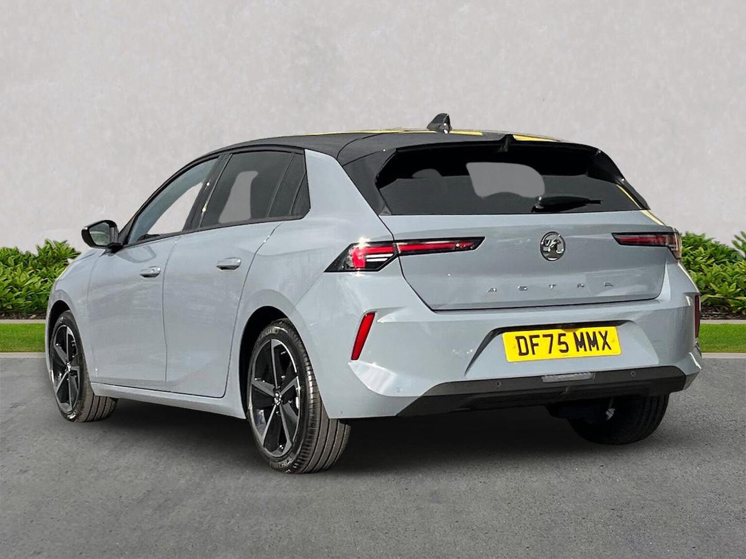 Used Vauxhall Astra 2025 for sale - 76627947: Photo 2