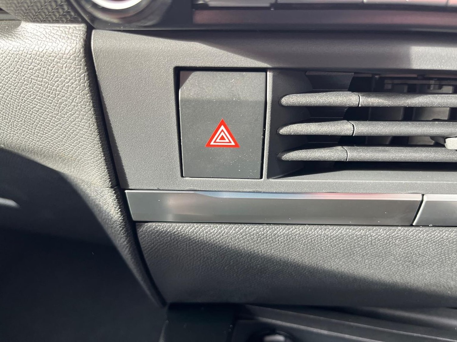 Used Vauxhall Astra 2025 for sale - 76627947: Photo 22