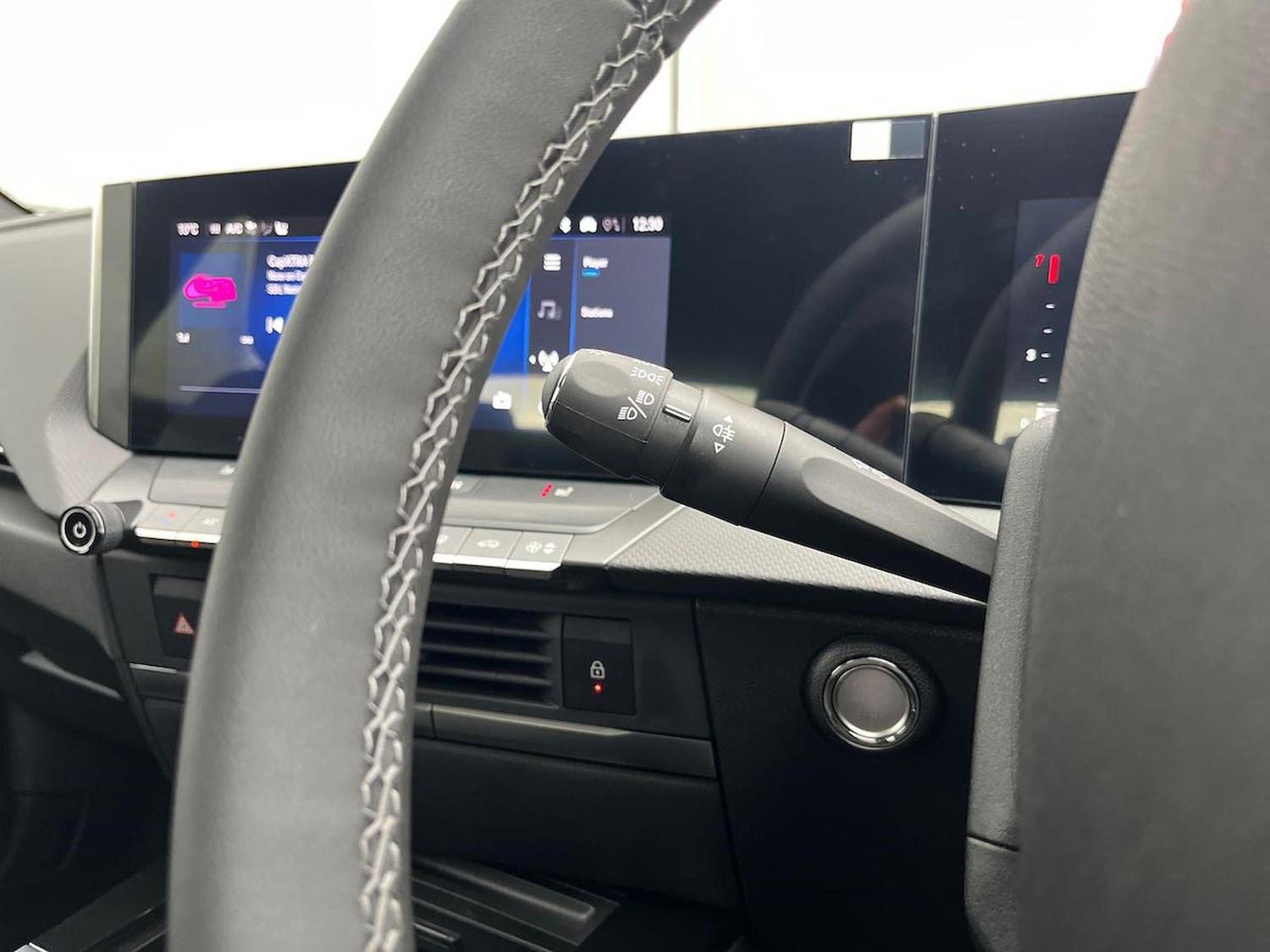 Used Vauxhall Astra 2025 for sale - 76627947: Photo 28