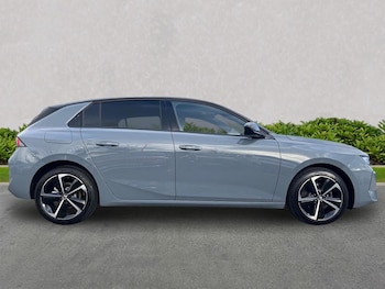 Used Vauxhall Astra 2025 for sale - 76627947: Photo