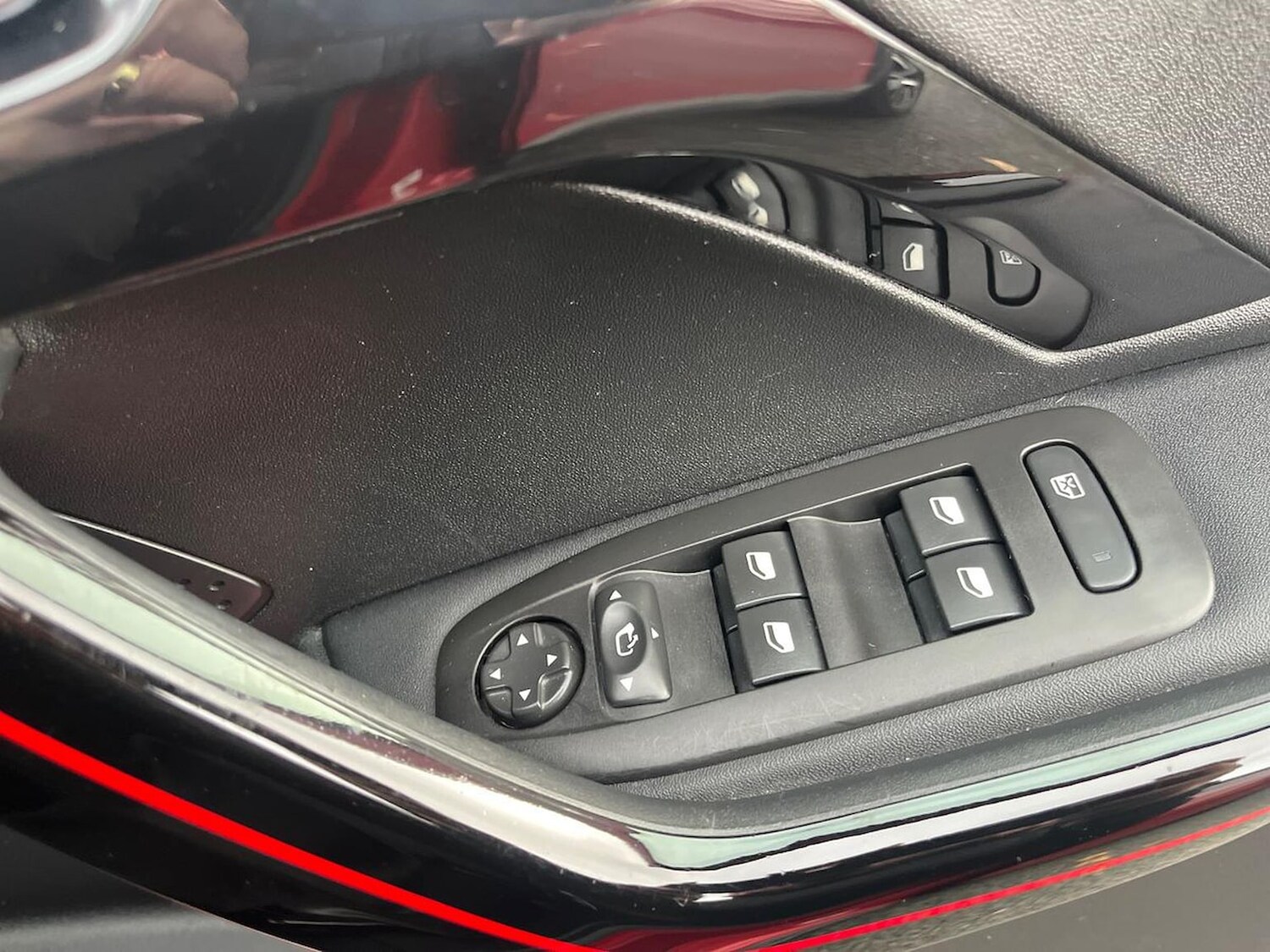 Used Peugeot 2008 2019 for sale - 76335169: Photo 21