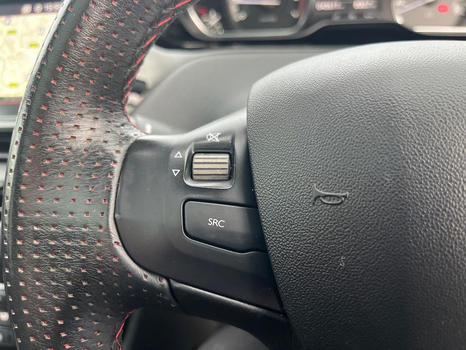 Used Peugeot 2008 2019 for sale - 76335169: Photo 26