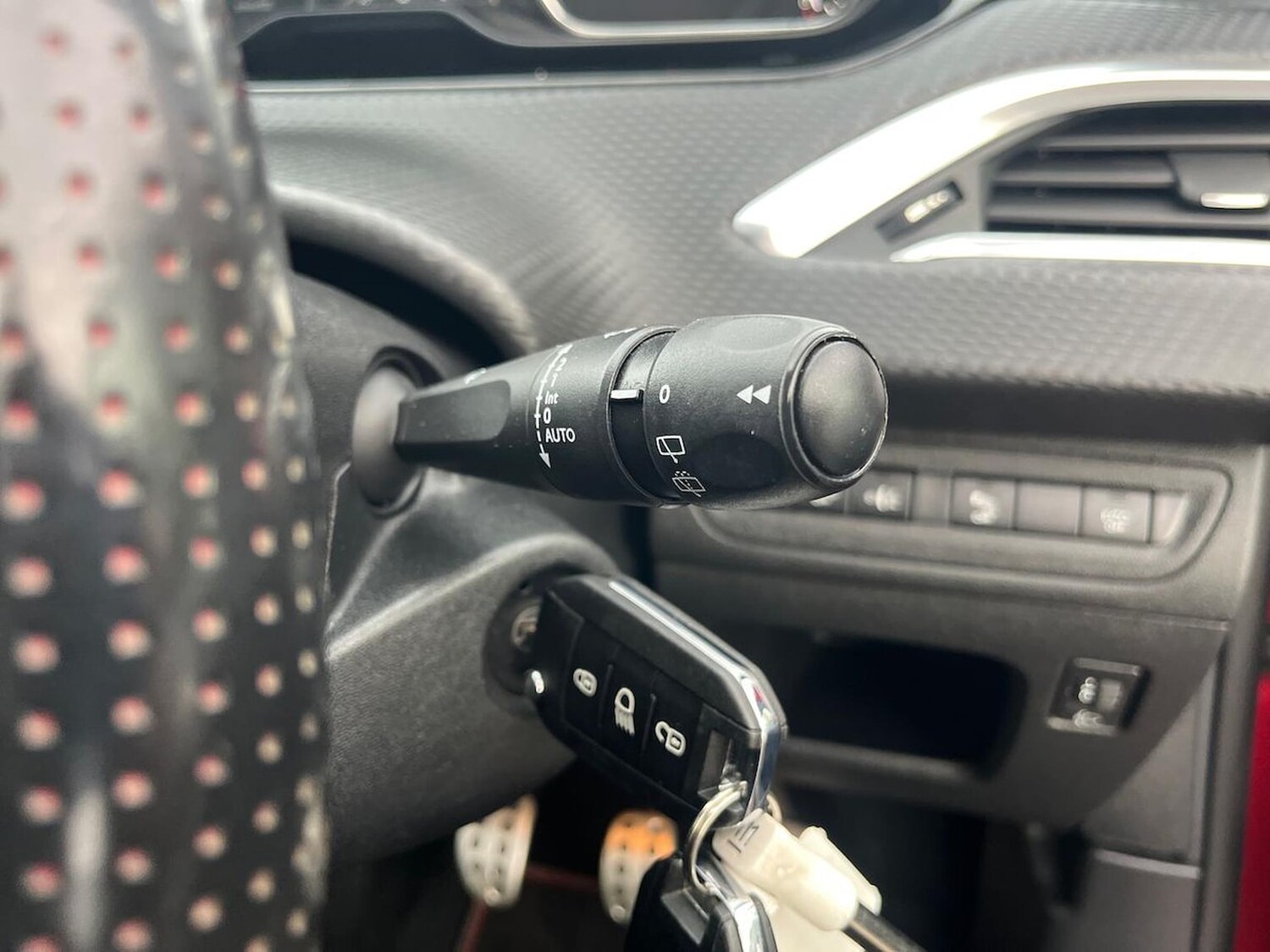 Used Peugeot 2008 2019 for sale - 76335169: Photo 27