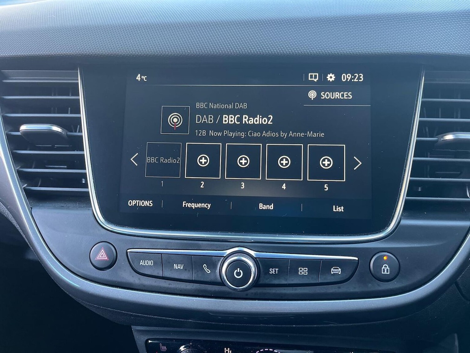 Used Vauxhall Crossland 2022 for sale - 76638887: Photo 11