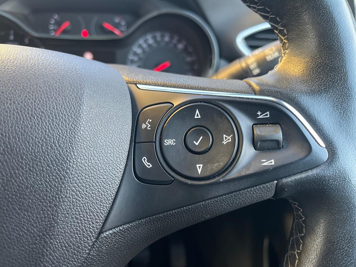 Used Vauxhall Crossland 2022 for sale - 76638887: Photo 25