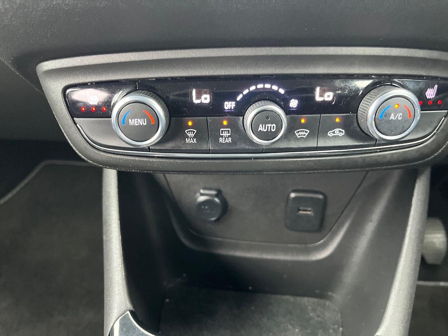 Used Vauxhall Crossland 2021 for sale - 76594677: Photo 25