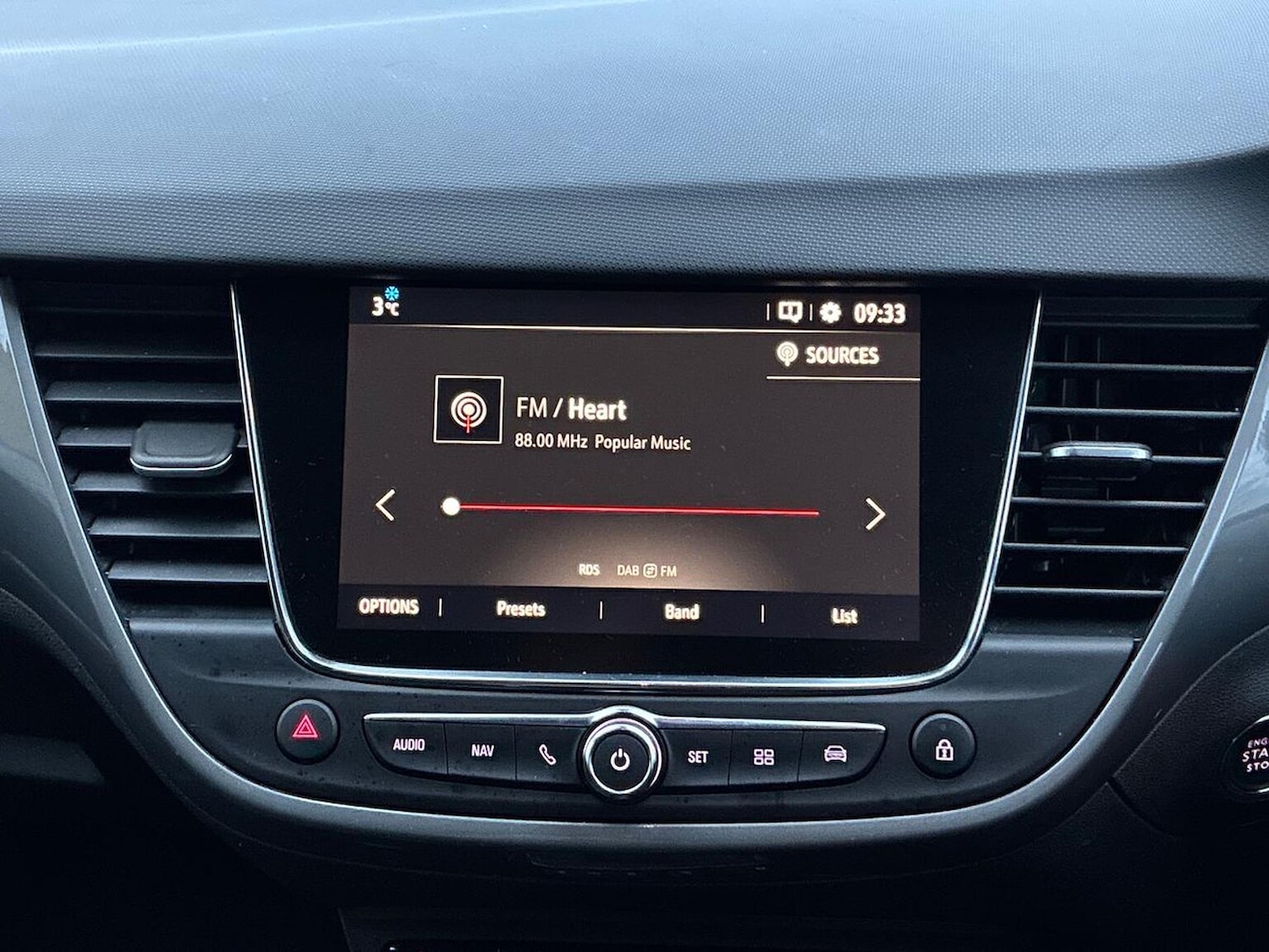 Used Vauxhall Crossland 2023 for sale - 77888617: Photo 11