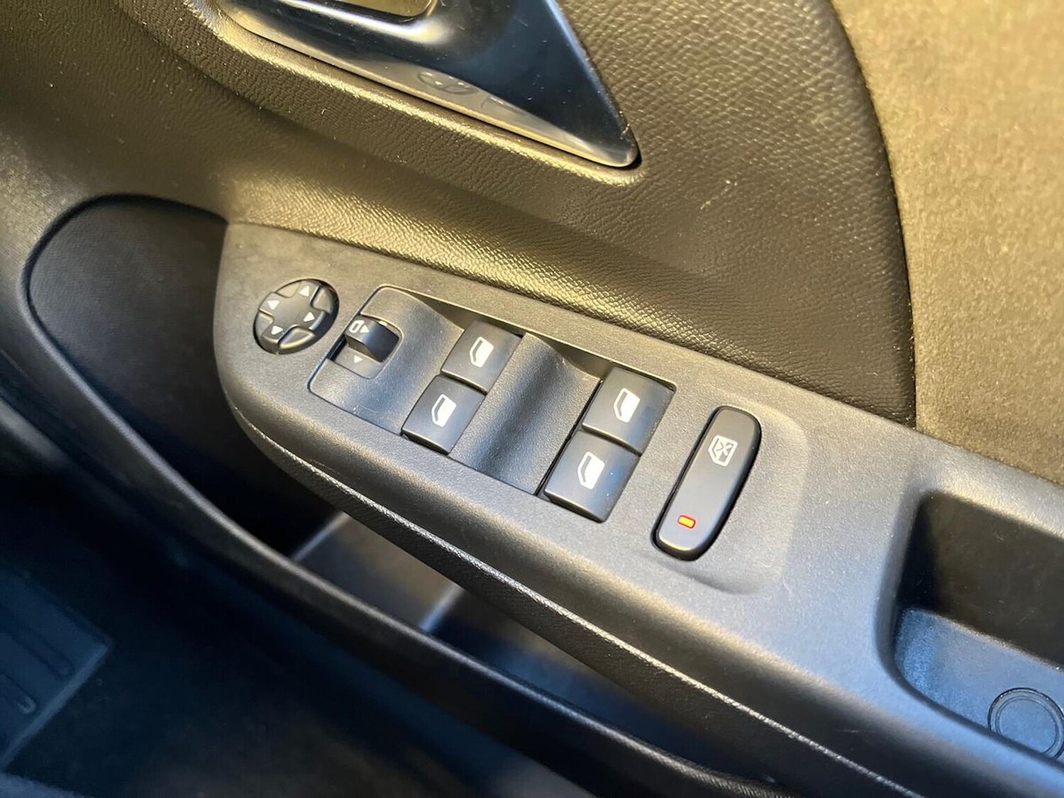 Used Vauxhall Corsa 2023 for sale - 76699460: Photo 21