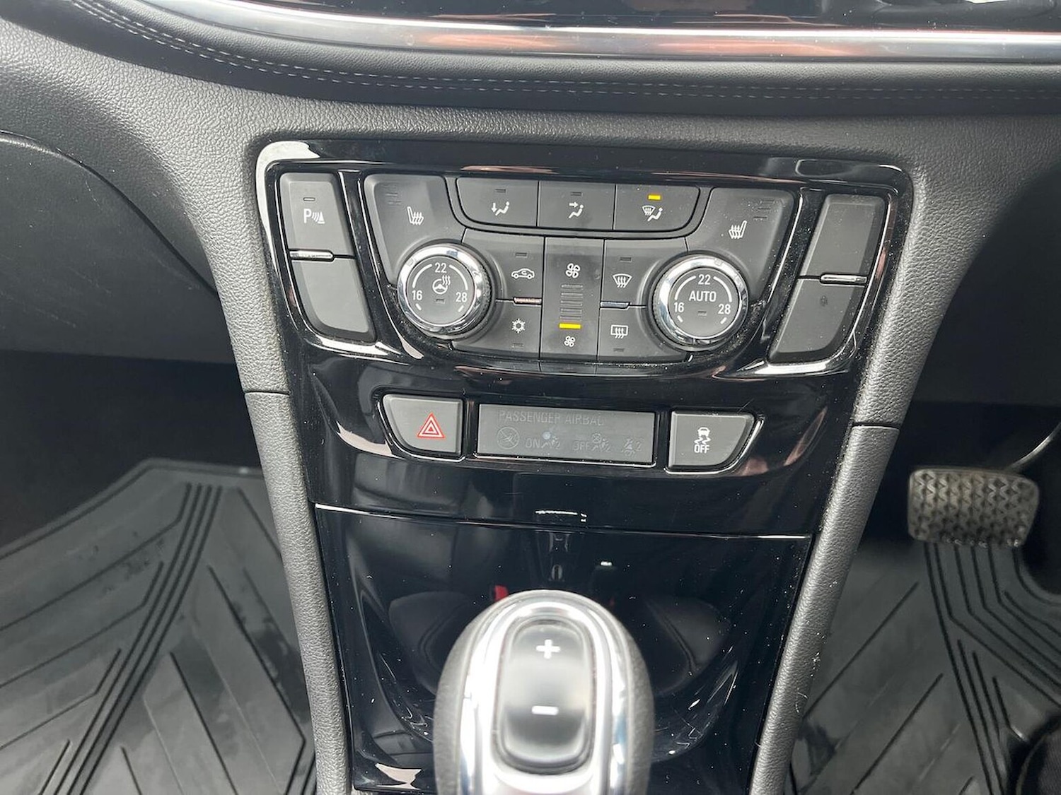 Used Vauxhall Mokka X 2017 for sale - 76418186: Photo 12