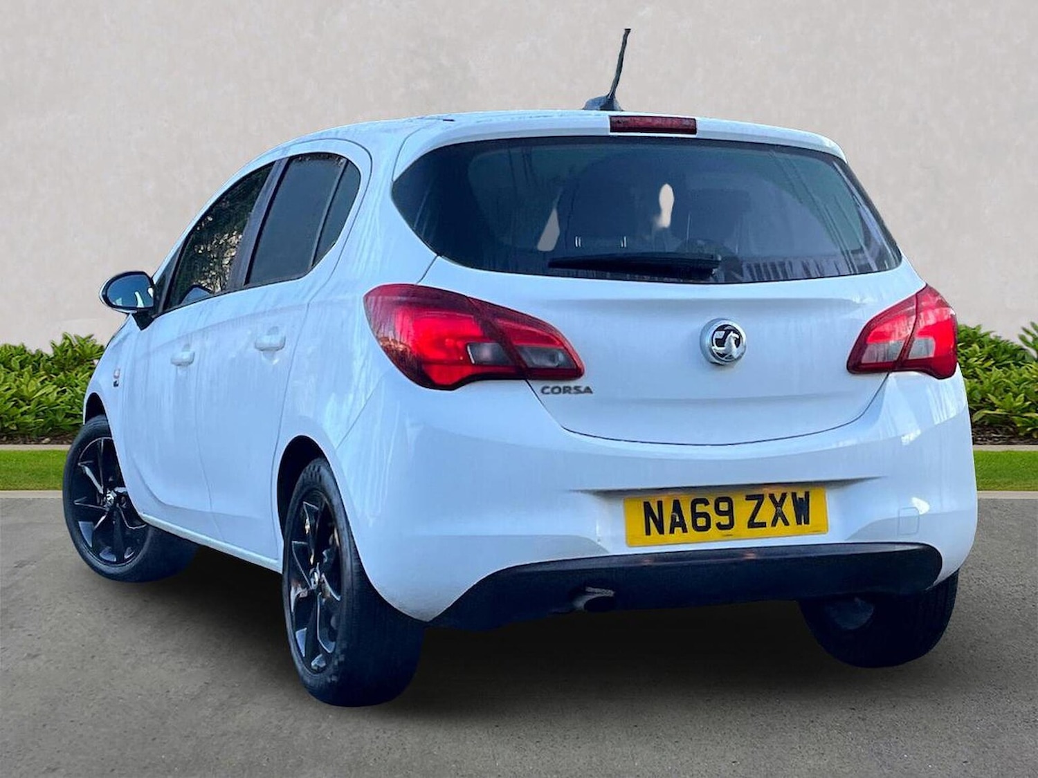 Used Vauxhall Corsa 2019 for sale - 76794897: Photo 2