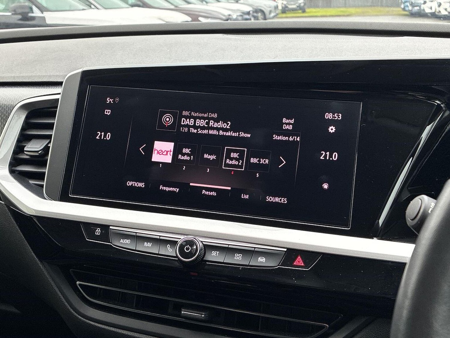 Used Vauxhall Grandland 2023 for sale - 77973977: Photo 11