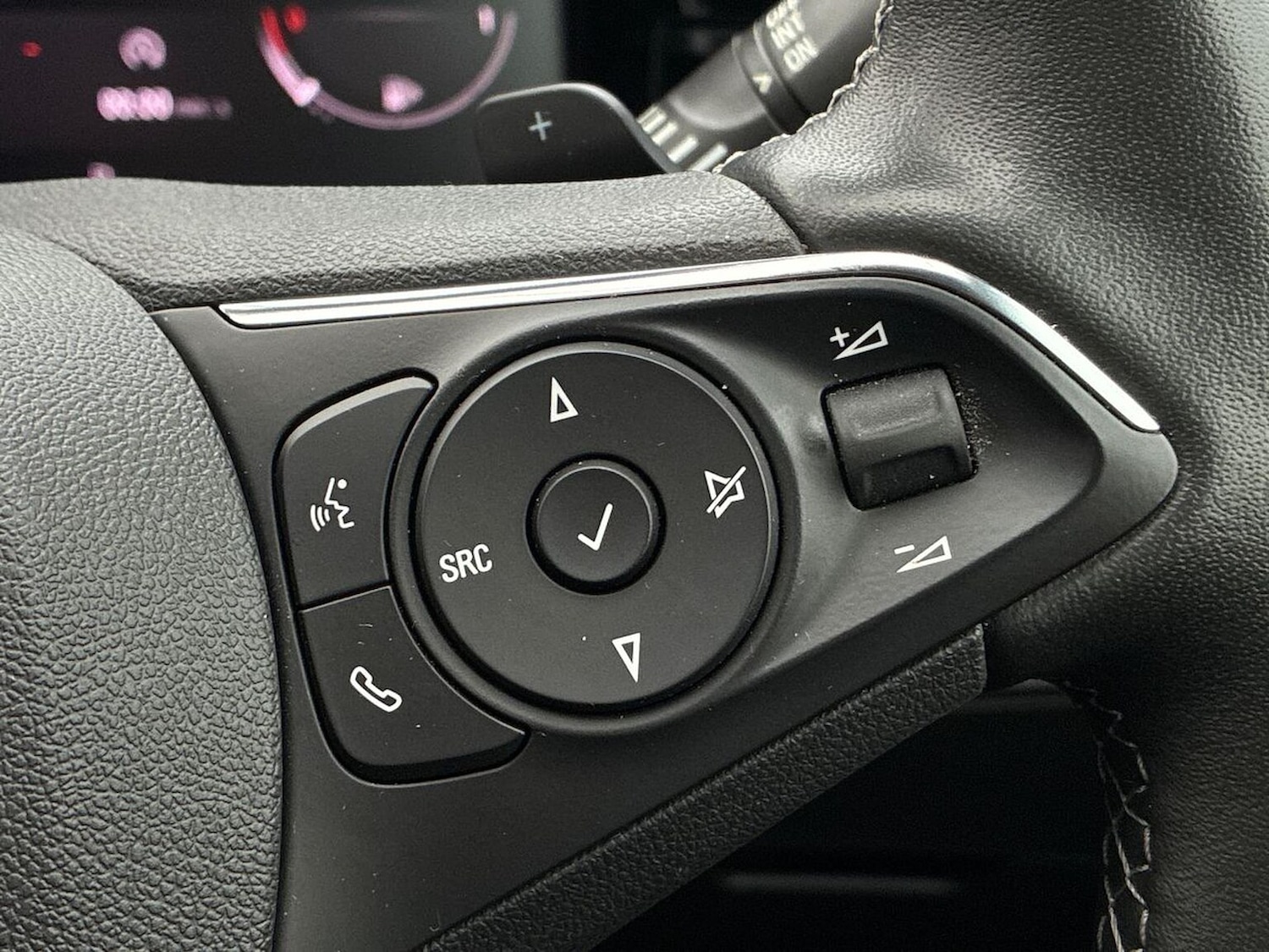 Used Vauxhall Grandland 2023 for sale - 77973977: Photo 25